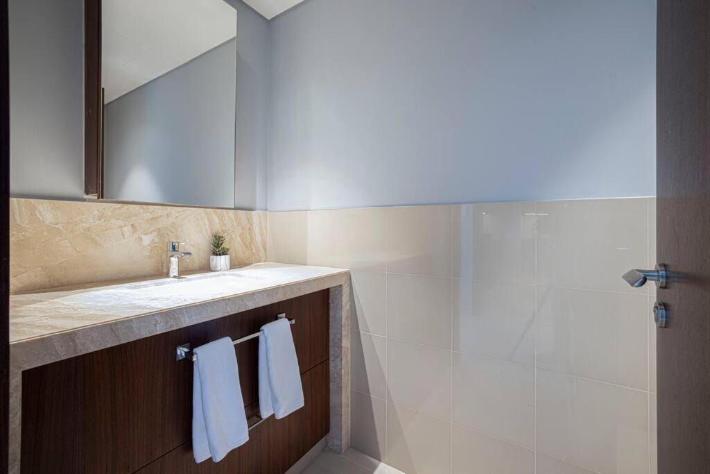 Apartament Magnificent Brand New Lux 3Br Burj & Fountain View Dubaj Zewnętrze zdjęcie